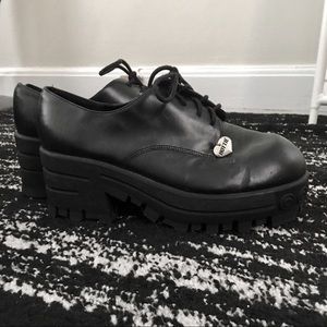 Black Chunky Heeled Faux Leather Lace Up Oxfords